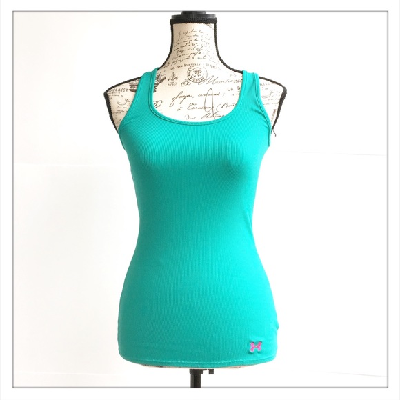 Under Armour Tops - Under Armour Tank Top
